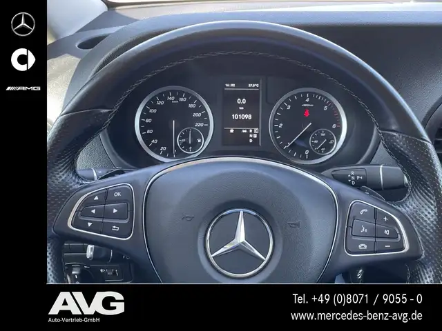 Mercedes-Benz Vito view 13
