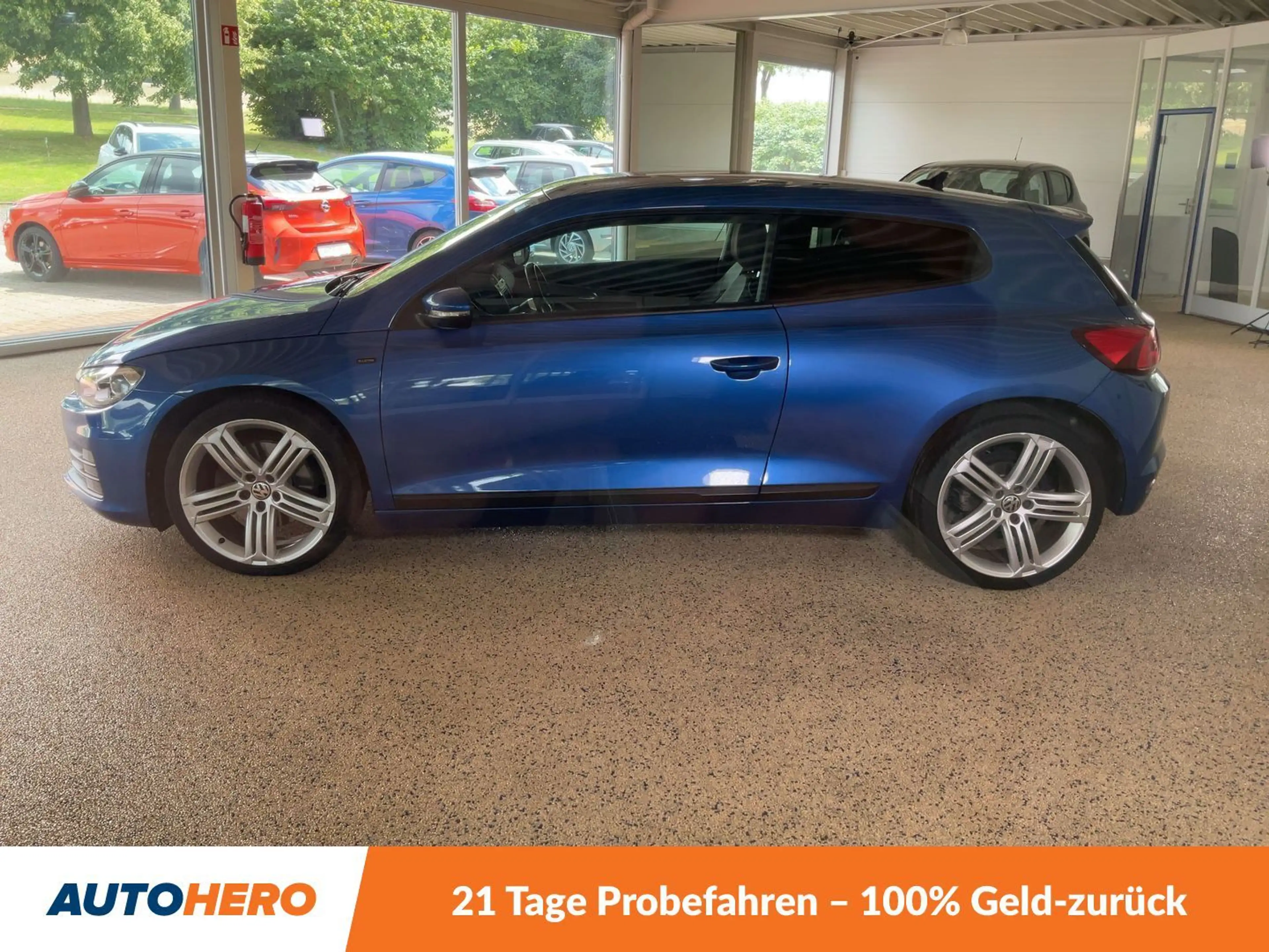 Volkswagen Scirocco 2.0 TSI Allstar BMT Aut.*NAVI*BI-XENON*TEMPO*CAM* — photo 3