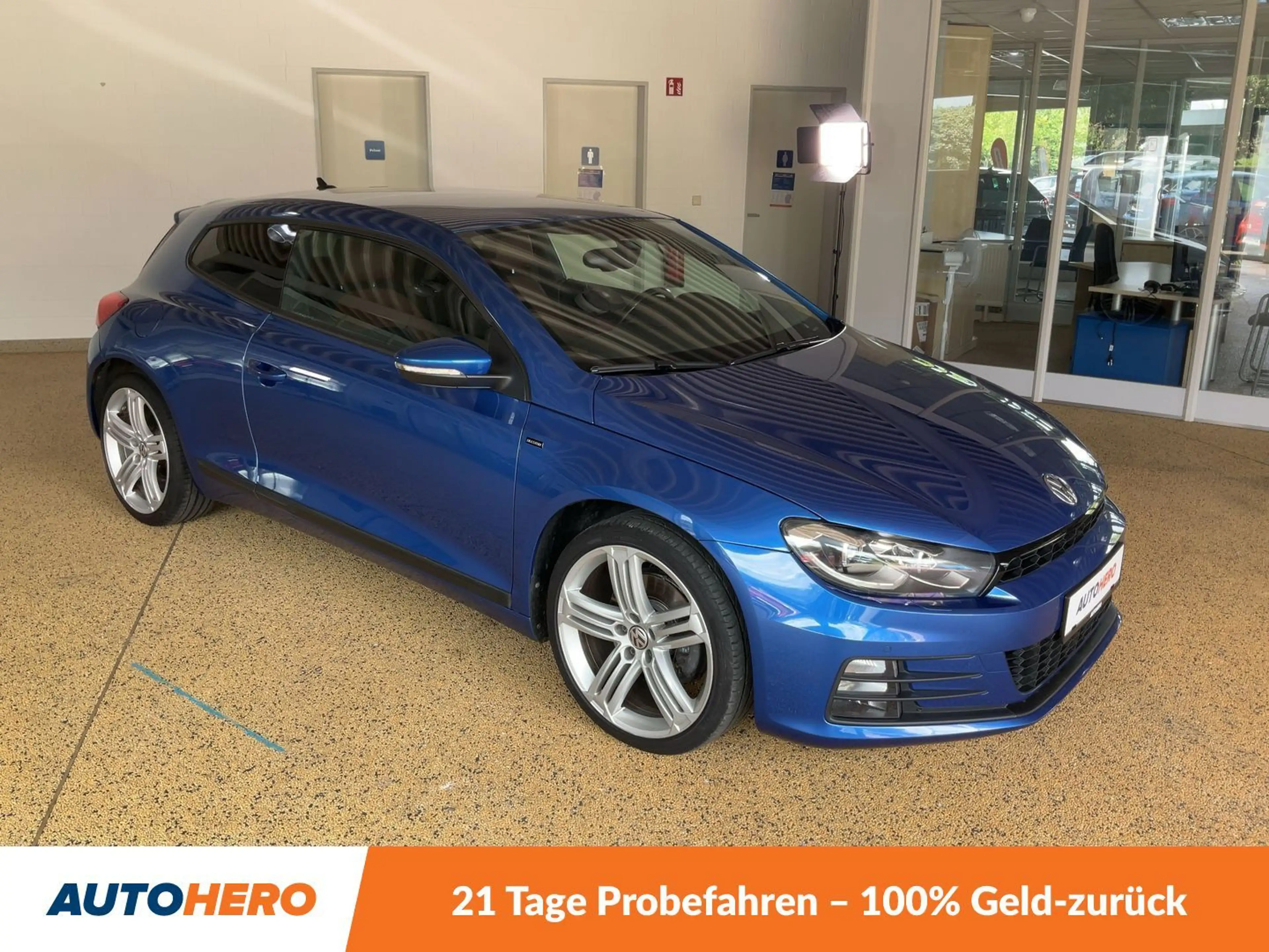 Volkswagen Scirocco 2.0 TSI Allstar BMT Aut.*NAVI*BI-XENON*TEMPO*CAM* — photo 8