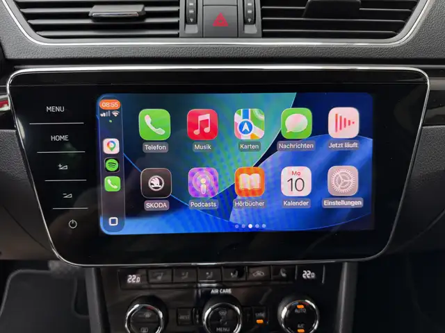 Skoda Superb view 13