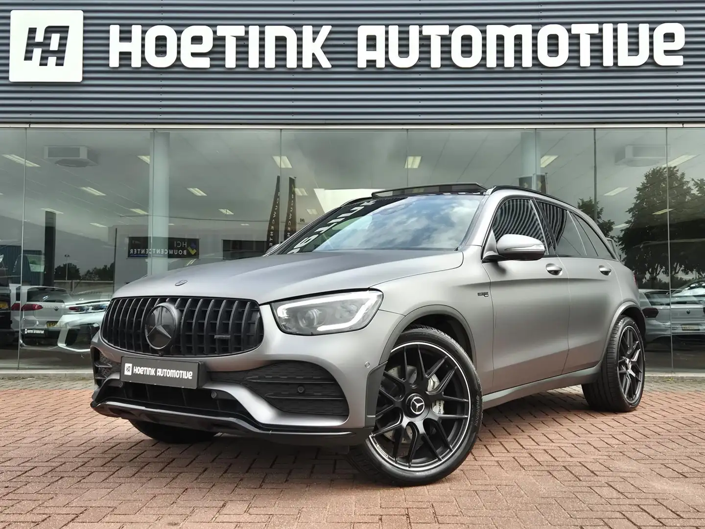 Mercedes-Benz GLC 43 AMG 4MATIC Premium Plus | Pano | Elc trekhaak | Sport Grijs - 1