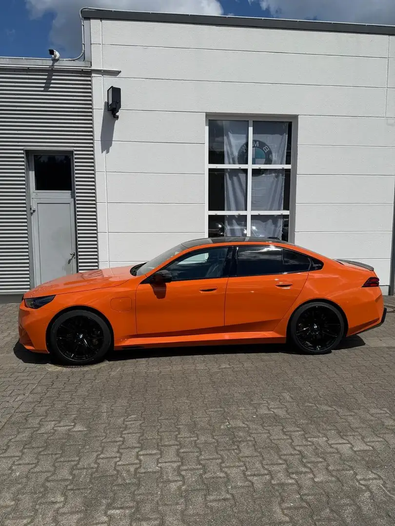 BMW M5 Plug-In Hybrid xDrive*Keramik *Carbon*Sound Naranja - 2