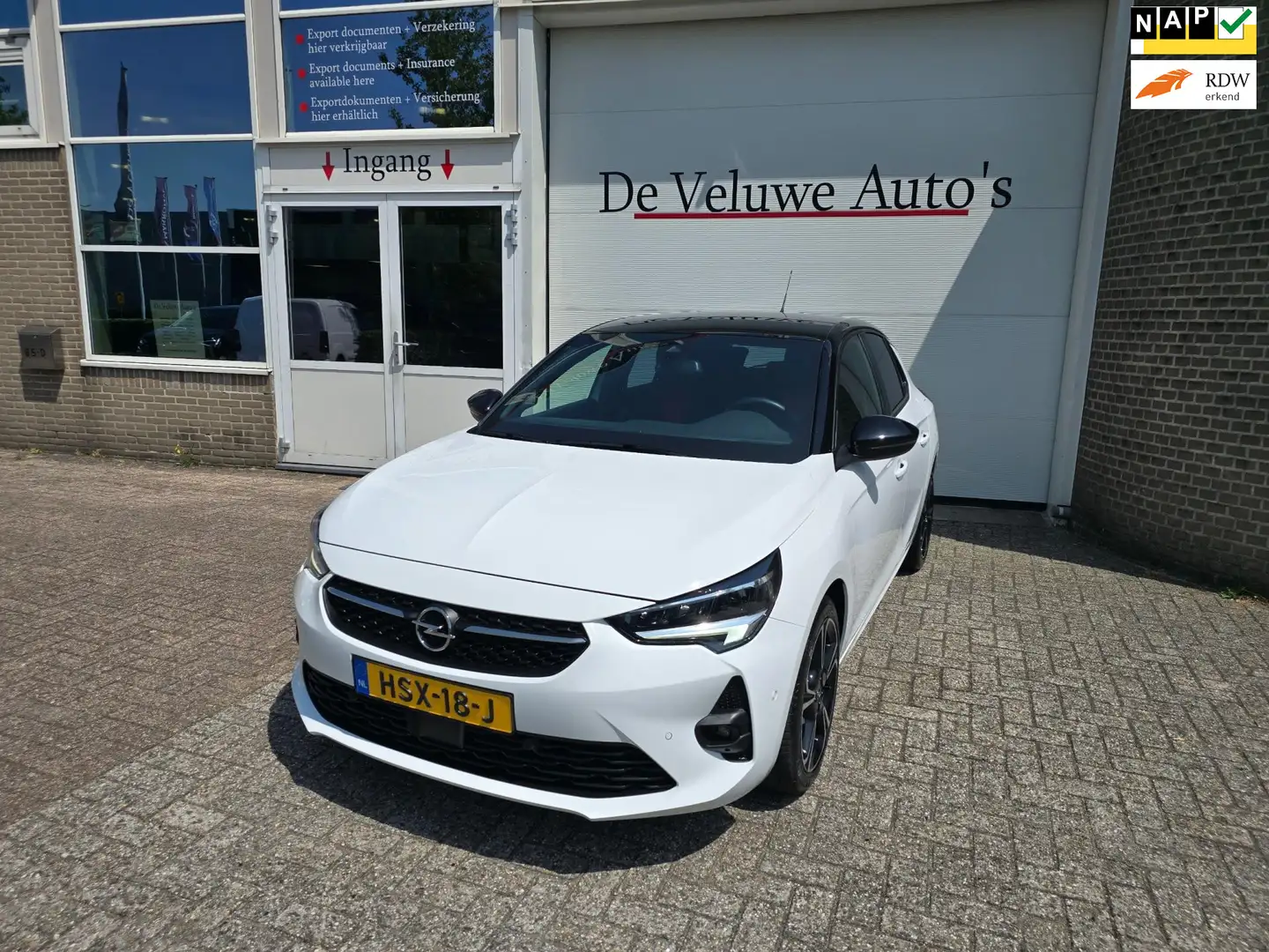 Opel Corsa 1.2 GS Line APPLE CARPLAY PDC LED CAMERA AUTOMAAT Wit - 1