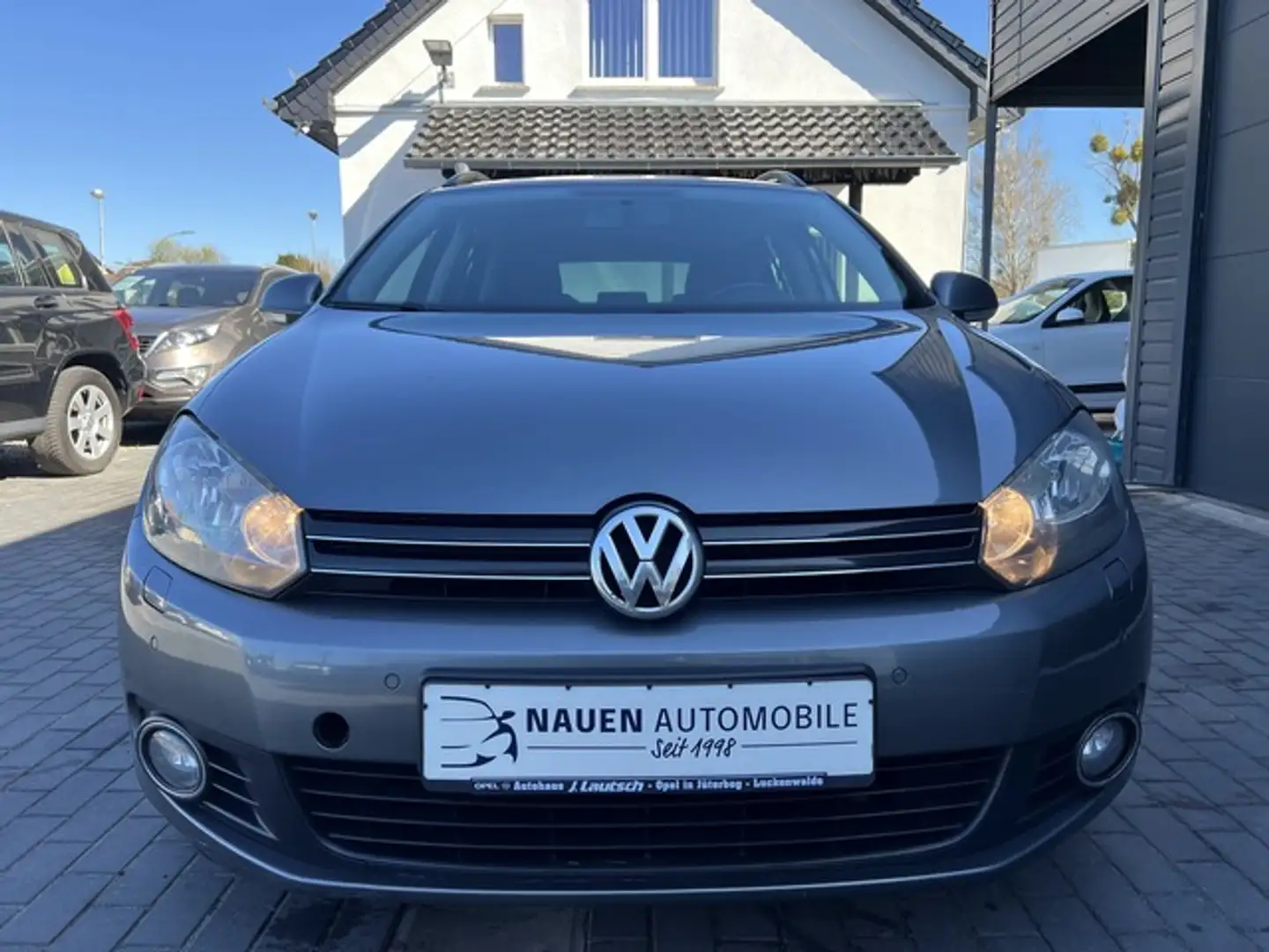 Volkswagen Golf Variant VI Comfortline+Klima+Navi+Allwetter+AHK+ Grau - 2