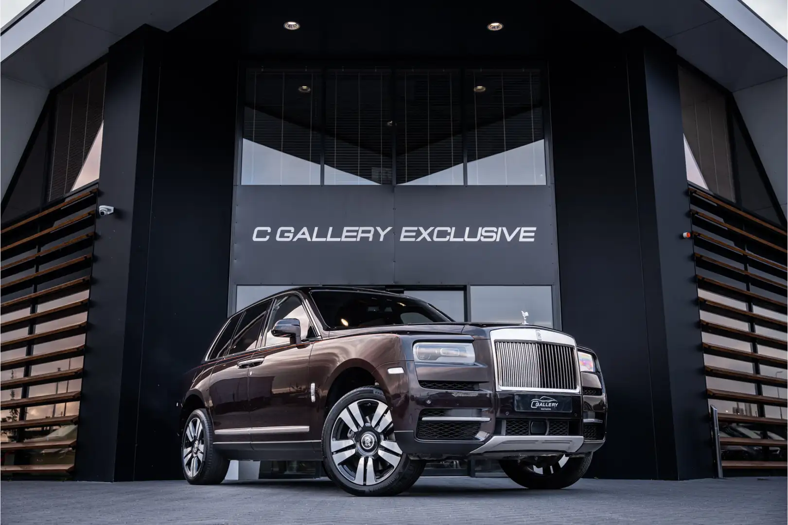 Rolls-Royce Cullinan 6.75 V12 - Panorama | Bespoke Audio | Massage | HU Braun - 1