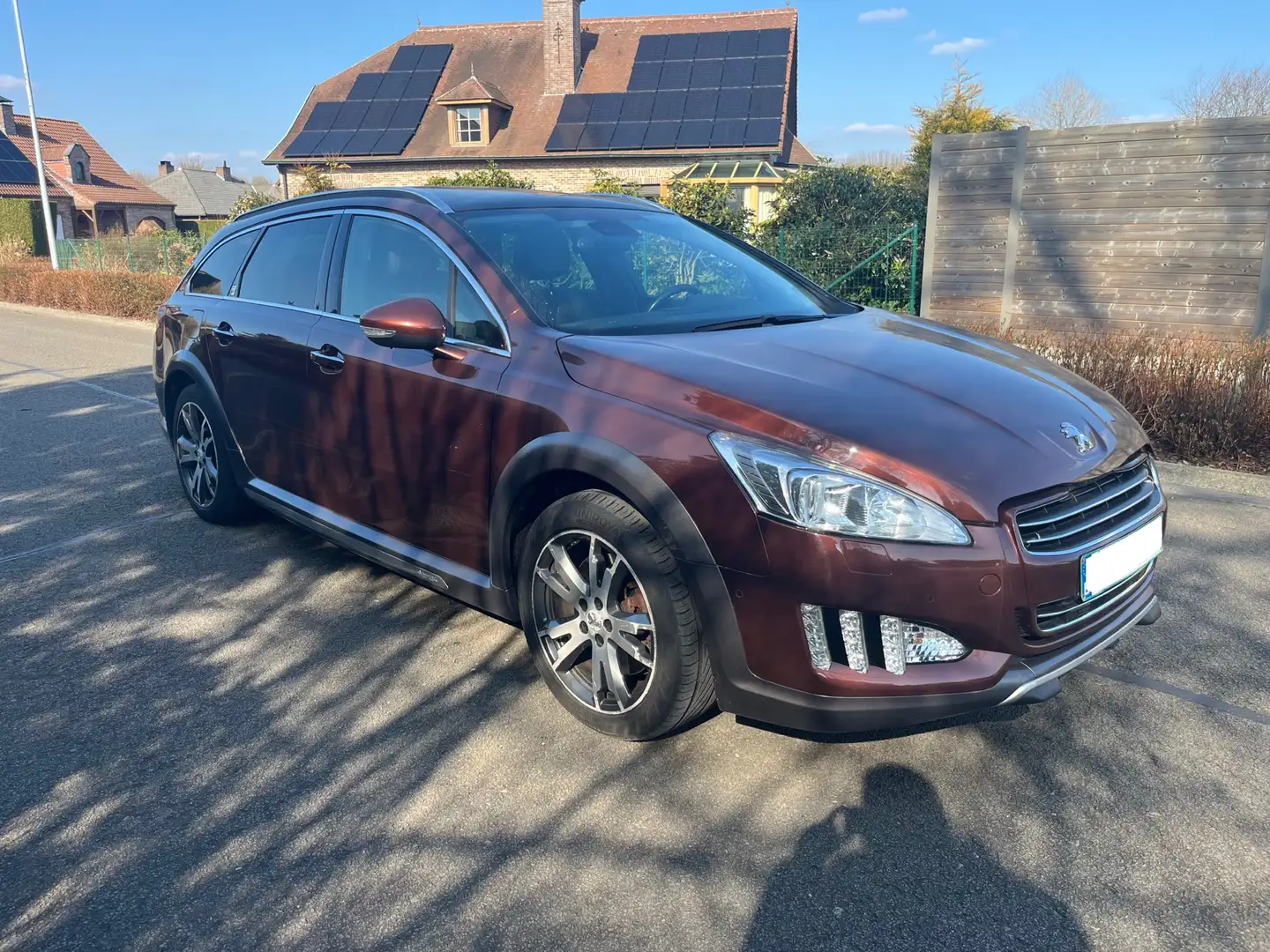 Peugeot 508 SW RXH 2.0 HDi hybride 4x4 Brun - 2