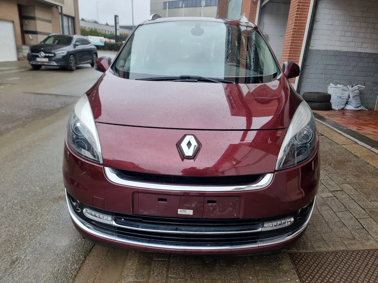 Renault Grand Scenic 1.2 TCe Bose Edition 5pl. Brun - 1
