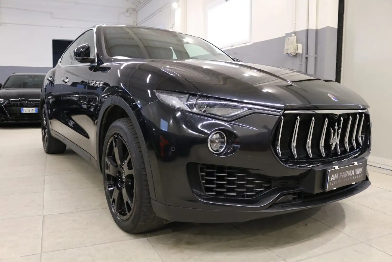Maserati Levante V6 Diesel AWD "BEKLLISSIMA" Noir - 1