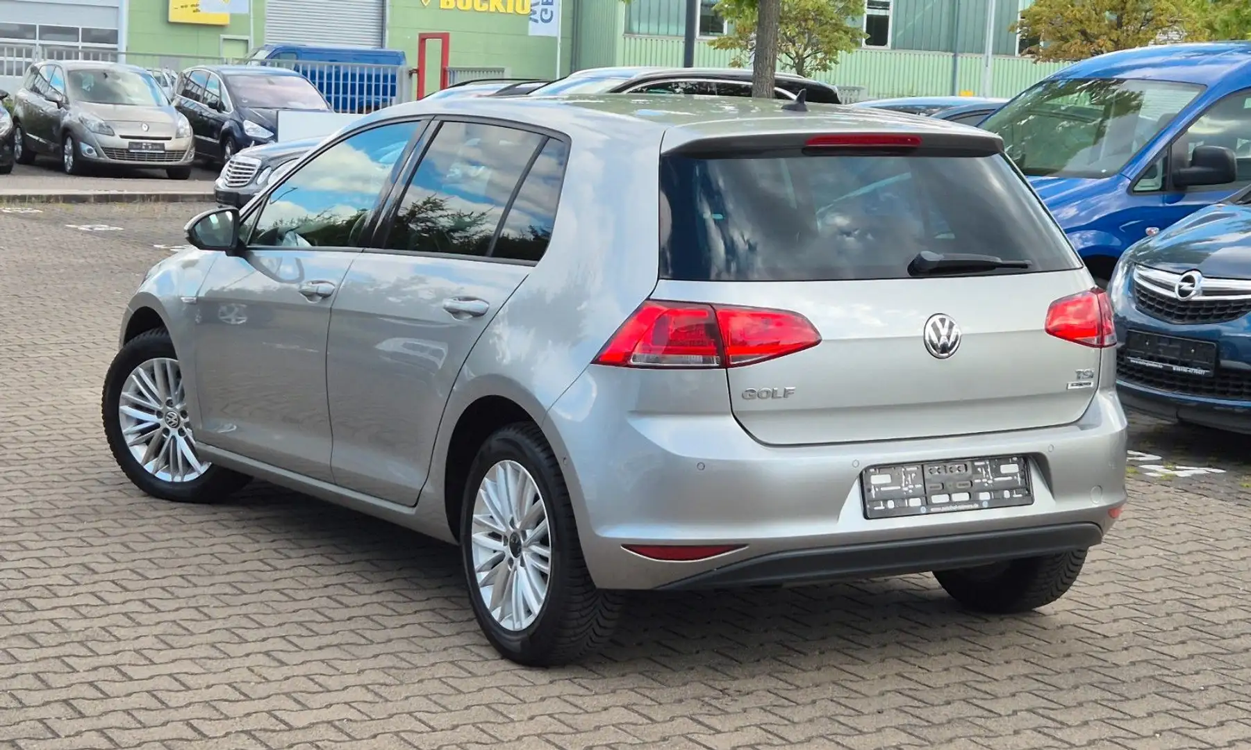 Volkswagen Golf VII Cup BMT /NAVI/PDC/SHZ/PARKASSIST Zilver - 2