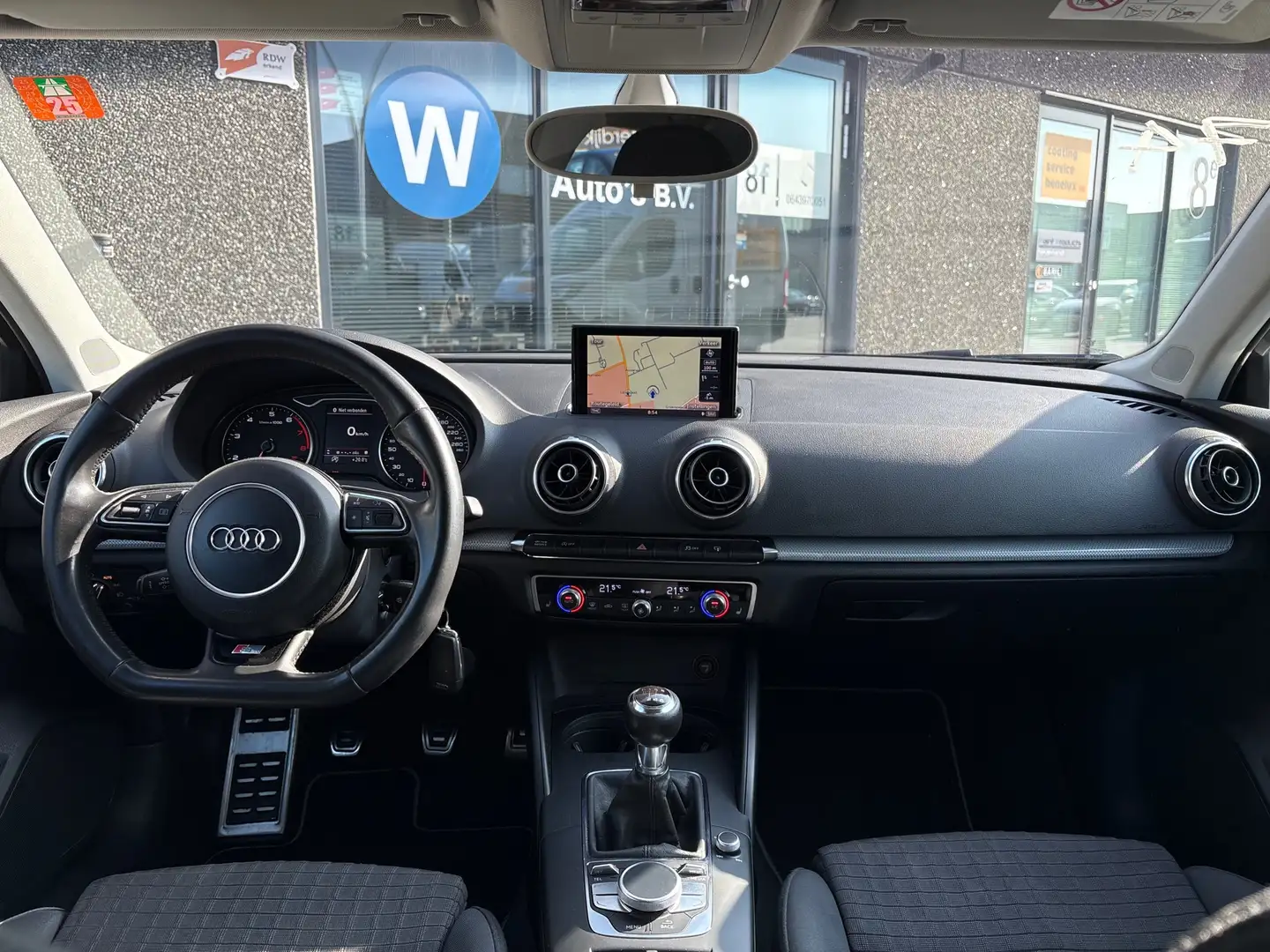 Audi A3 Limousine 1.4 TFSI CoD l S-Line l Dynamic Drive Noir - 2