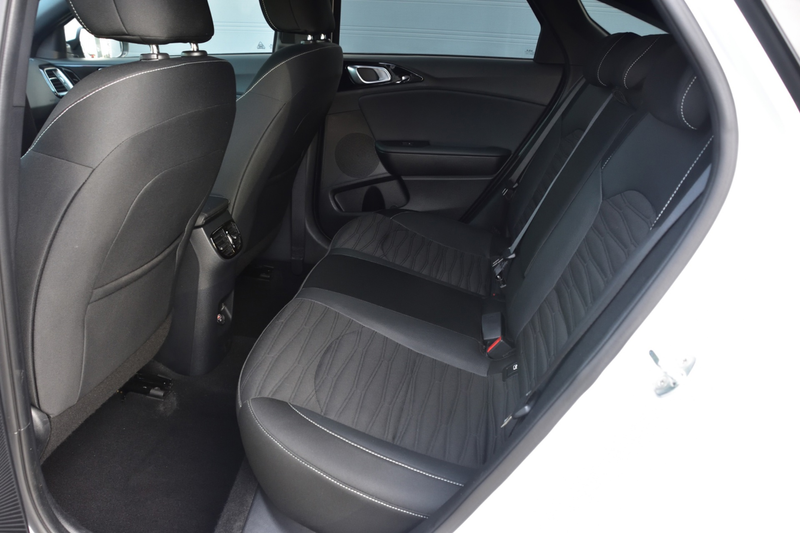 Kia ProCeed / pro_cee'd 1.5 T-GDi Automaat GT-Line Afn. Trekhaak, Navi, St — photo 5