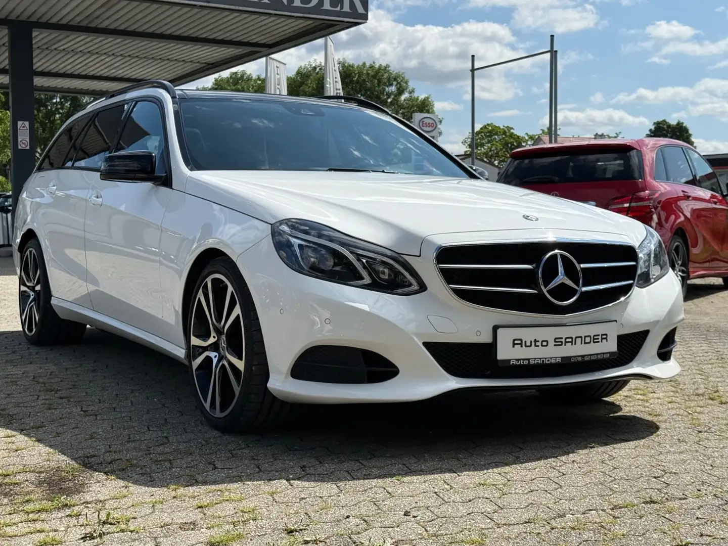 Mercedes-Benz E 200 PANO/ST.HEIZUNG/NIGHT-PAKET/NAVI Beyaz - 2