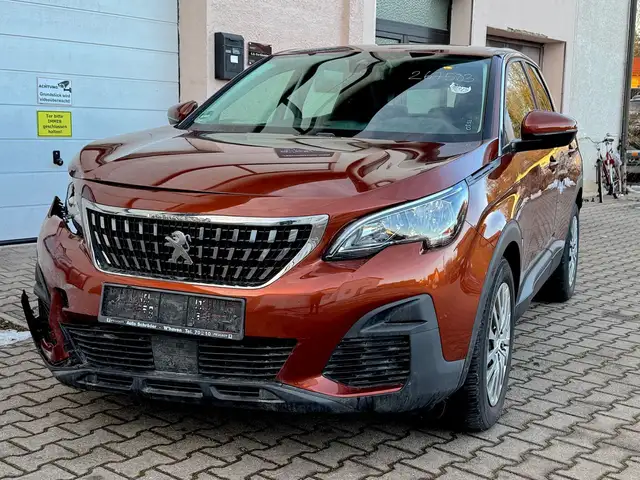 Peugeot 3008 Access 1. HAND EURO 6