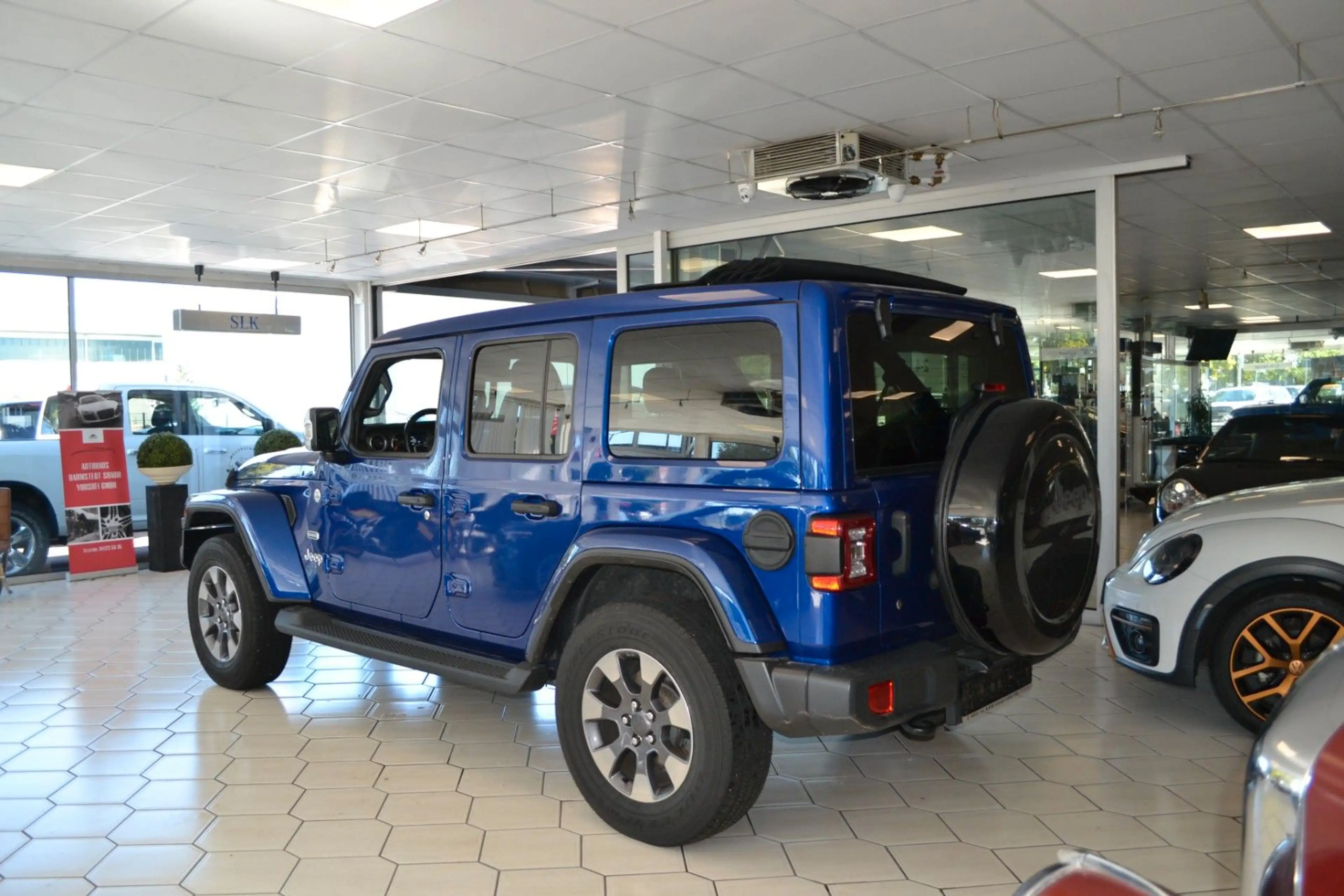 Jeep Wrangler 2.0 T-GDi Unlimited Sahara Automatik — photo 10