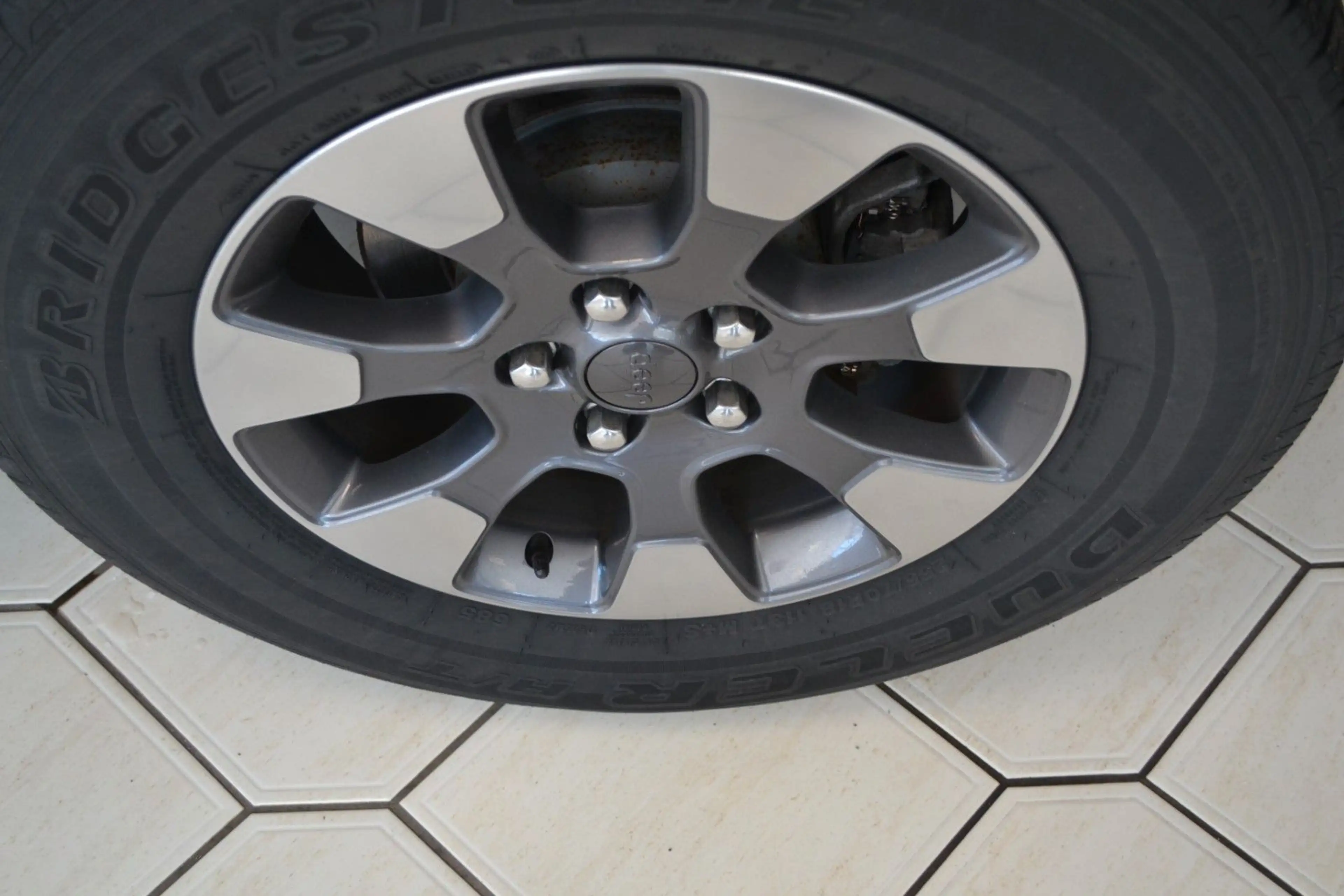 Jeep Wrangler 2.0 T-GDi Unlimited Sahara Automatik — photo 14