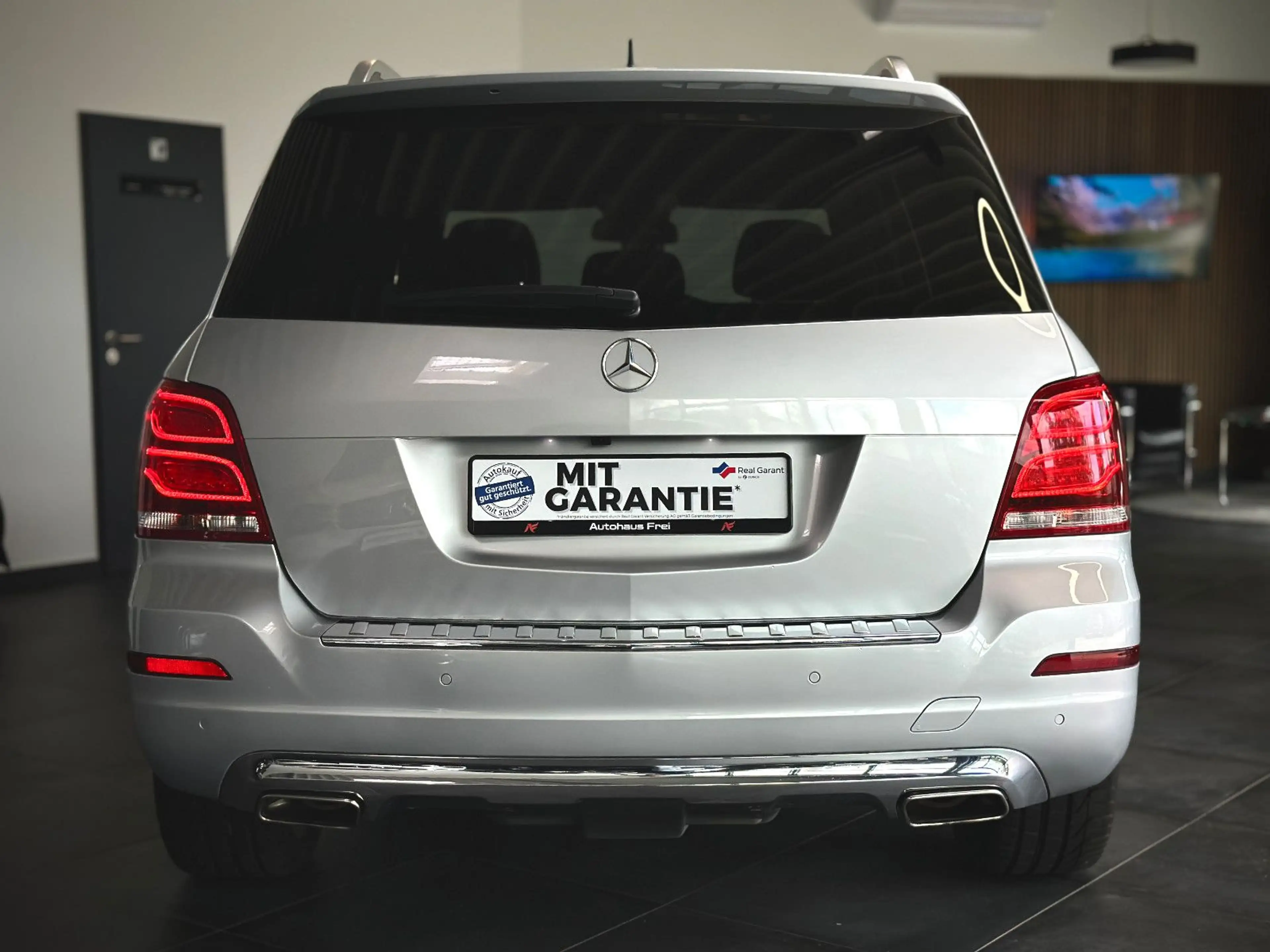 Mercedes-Benz GLK 350 4Matic AHK*Rückkamera*MB-Scheckheft* 20" — photo 6
