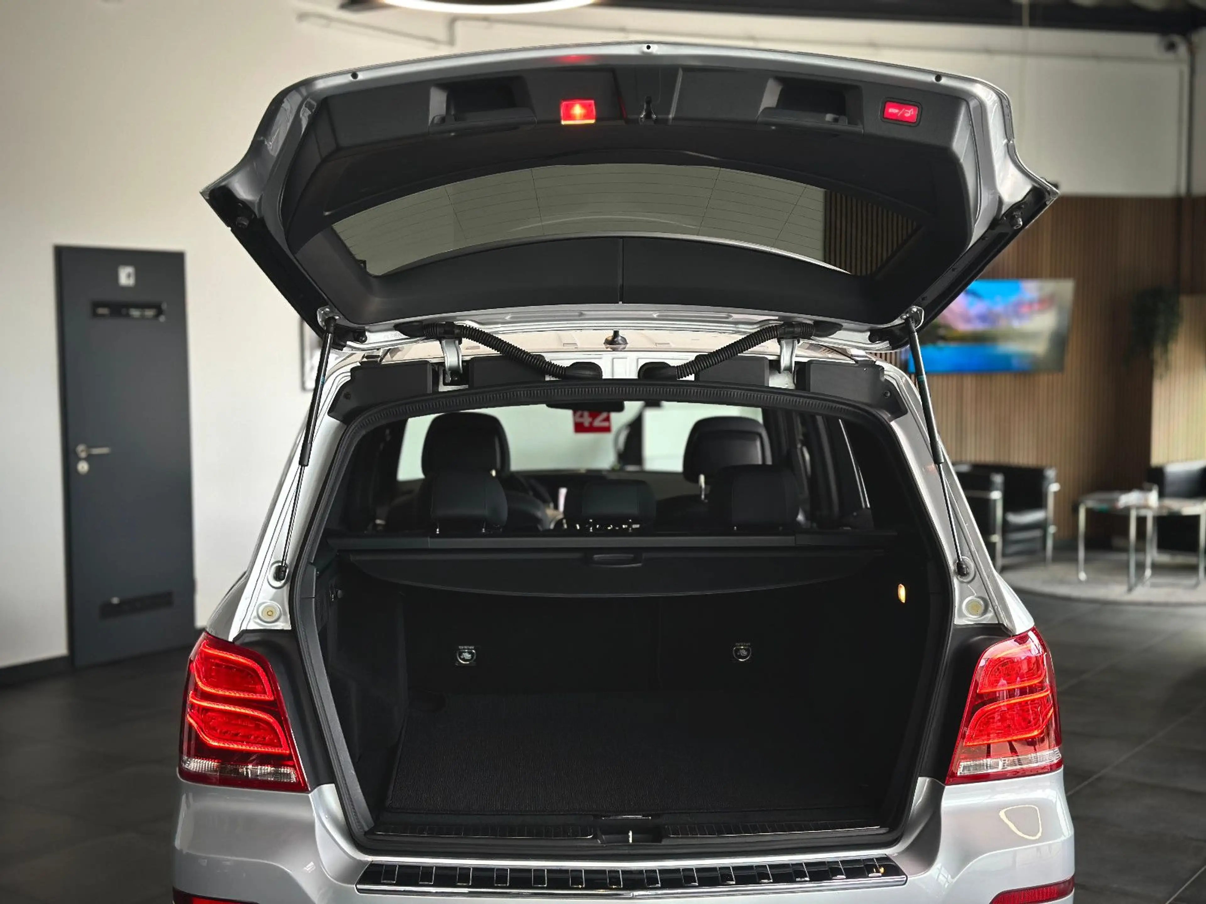 Mercedes-Benz GLK 350 4Matic AHK*Rückkamera*MB-Scheckheft* 20" — photo 11