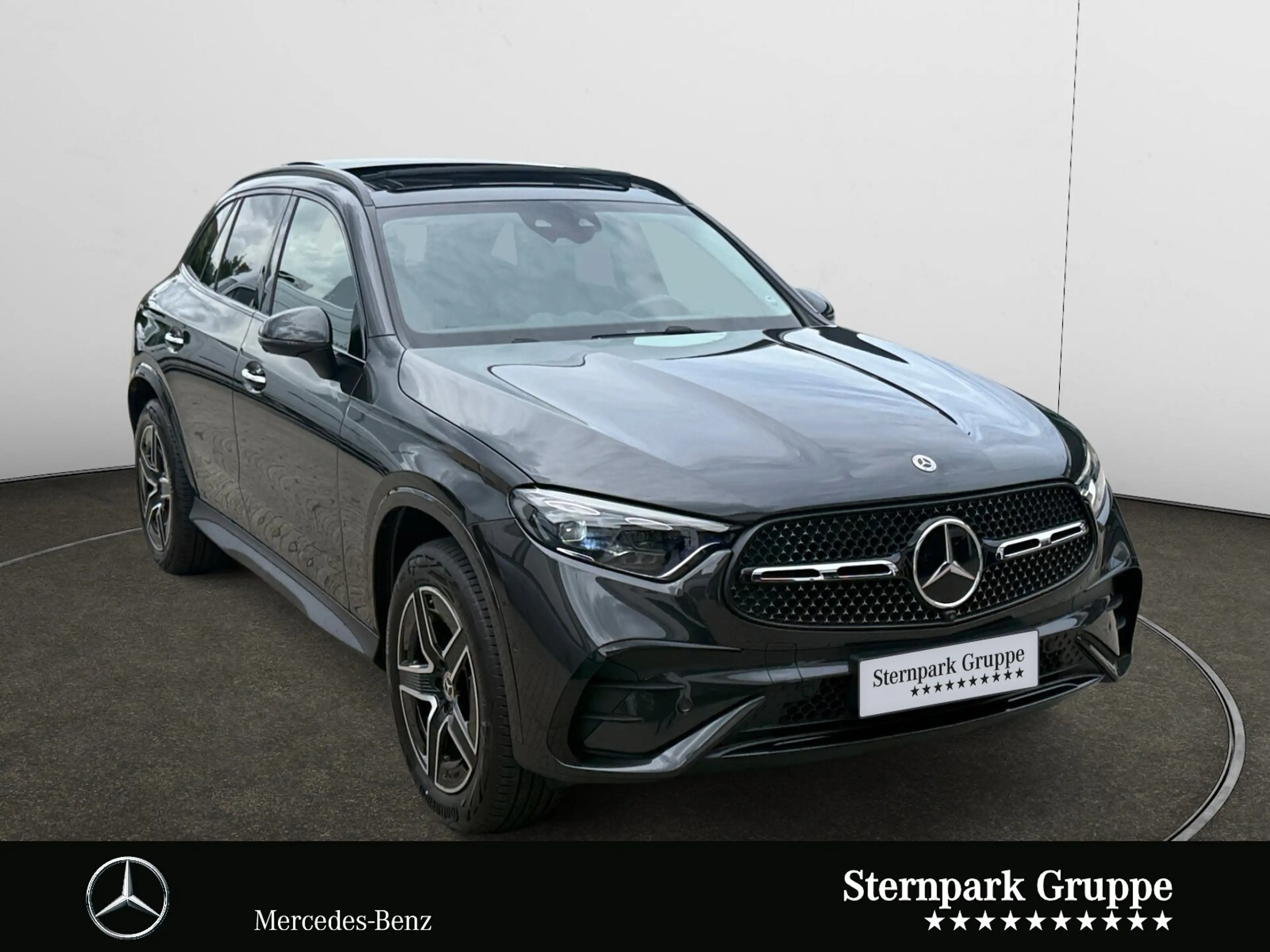 Mercedes-Benz GLC 400 GLC 400 e 4M AMG Pano+HuD+AHK+Night+PREMIUM+360° — photo 7