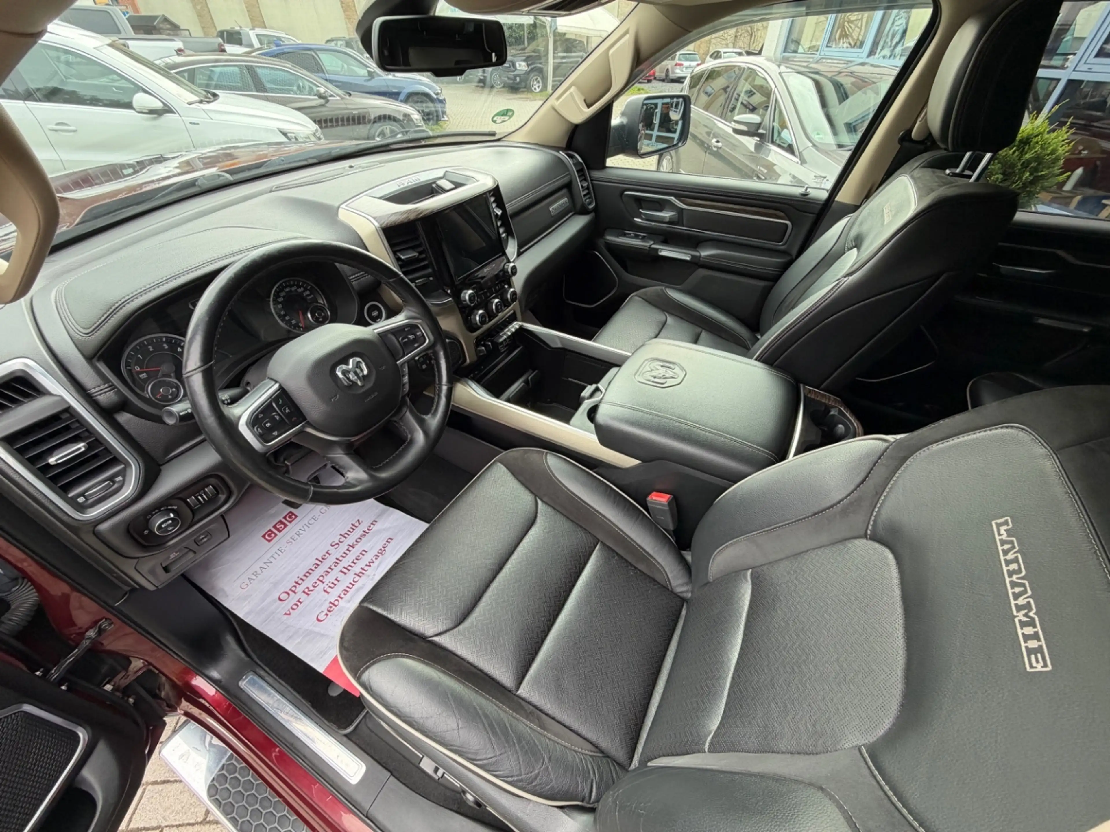 Dodge RAM Laramie 5,7 HEMI 4+4 NAP LEDER LED — photo 10