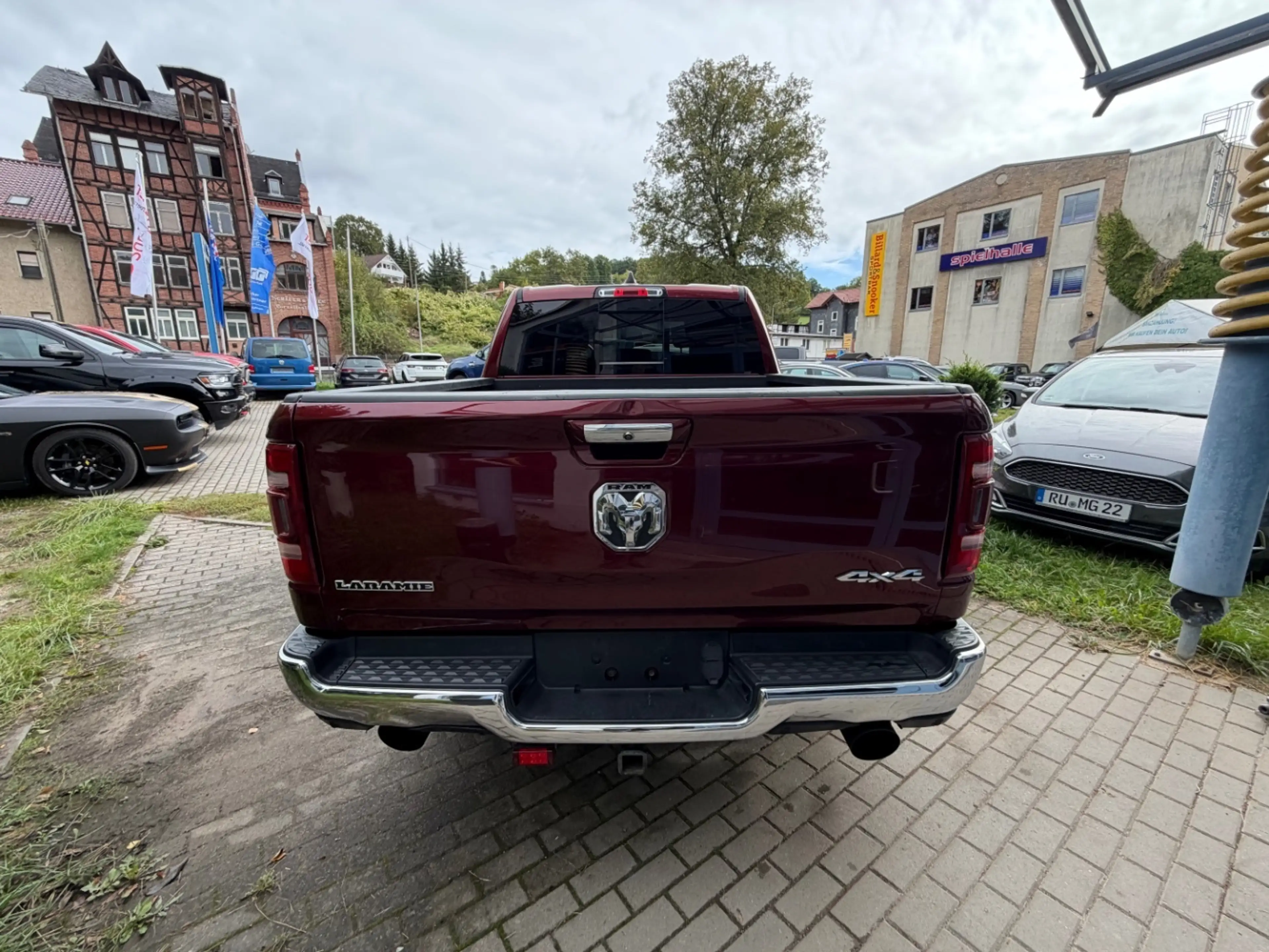 Dodge RAM Laramie 5,7 HEMI 4+4 NAP LEDER LED — photo 4