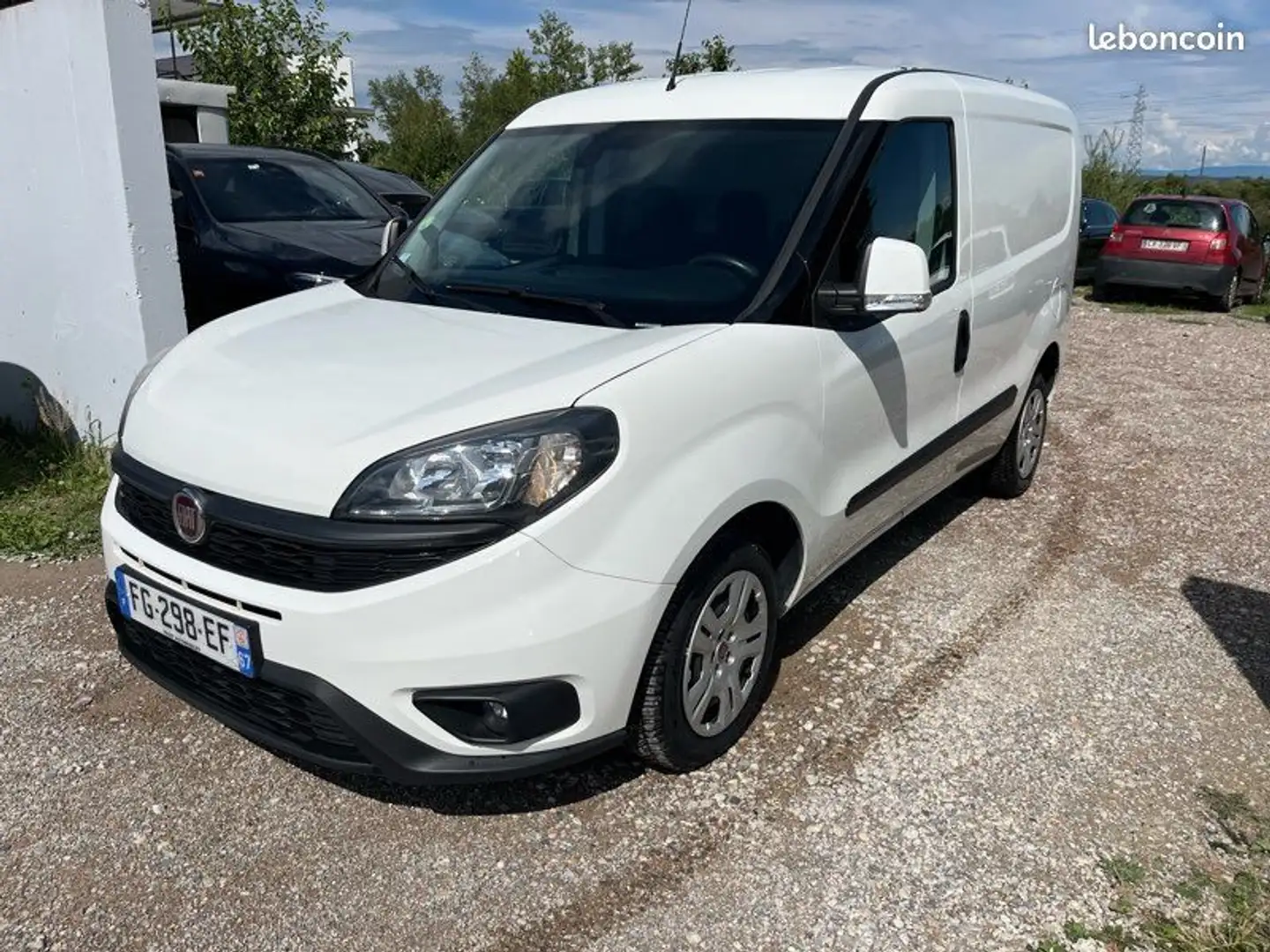 Fiat Doblo CARGO 3 places Pack Pro Nav 1.6L MJT 105cv Blanc - 1
