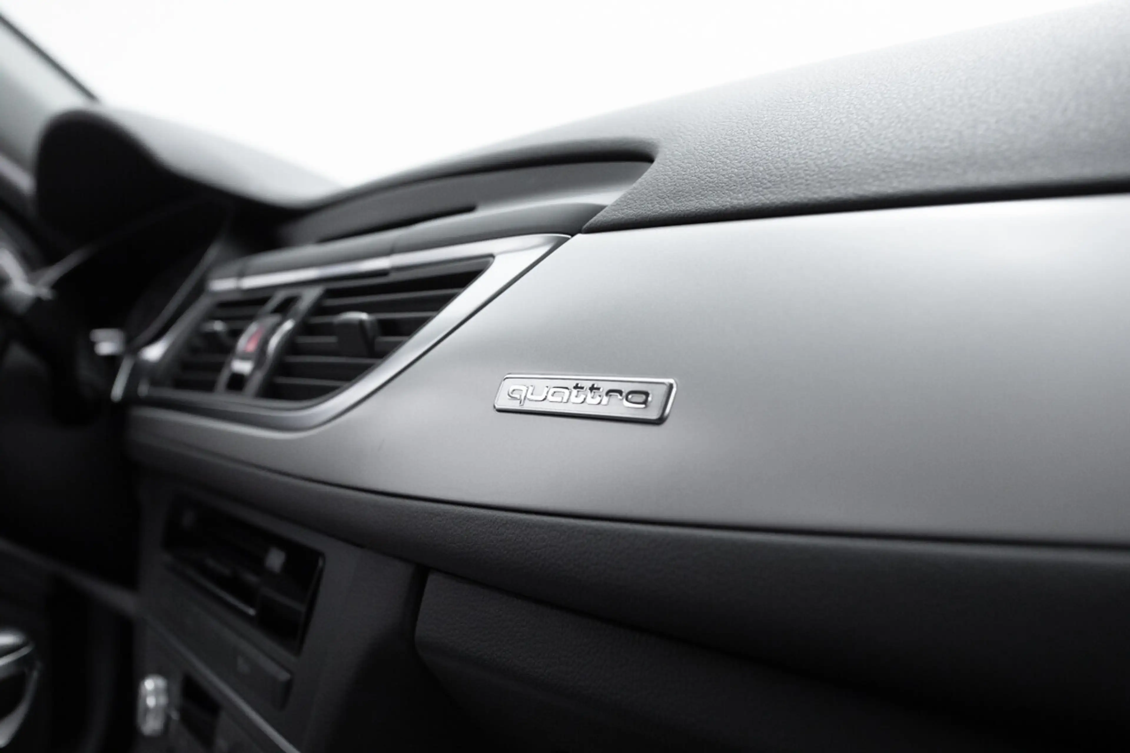 Audi A6 Avant 3,0 TDI quattro S-tronic | Sthz | AHK | Luft — photo 8