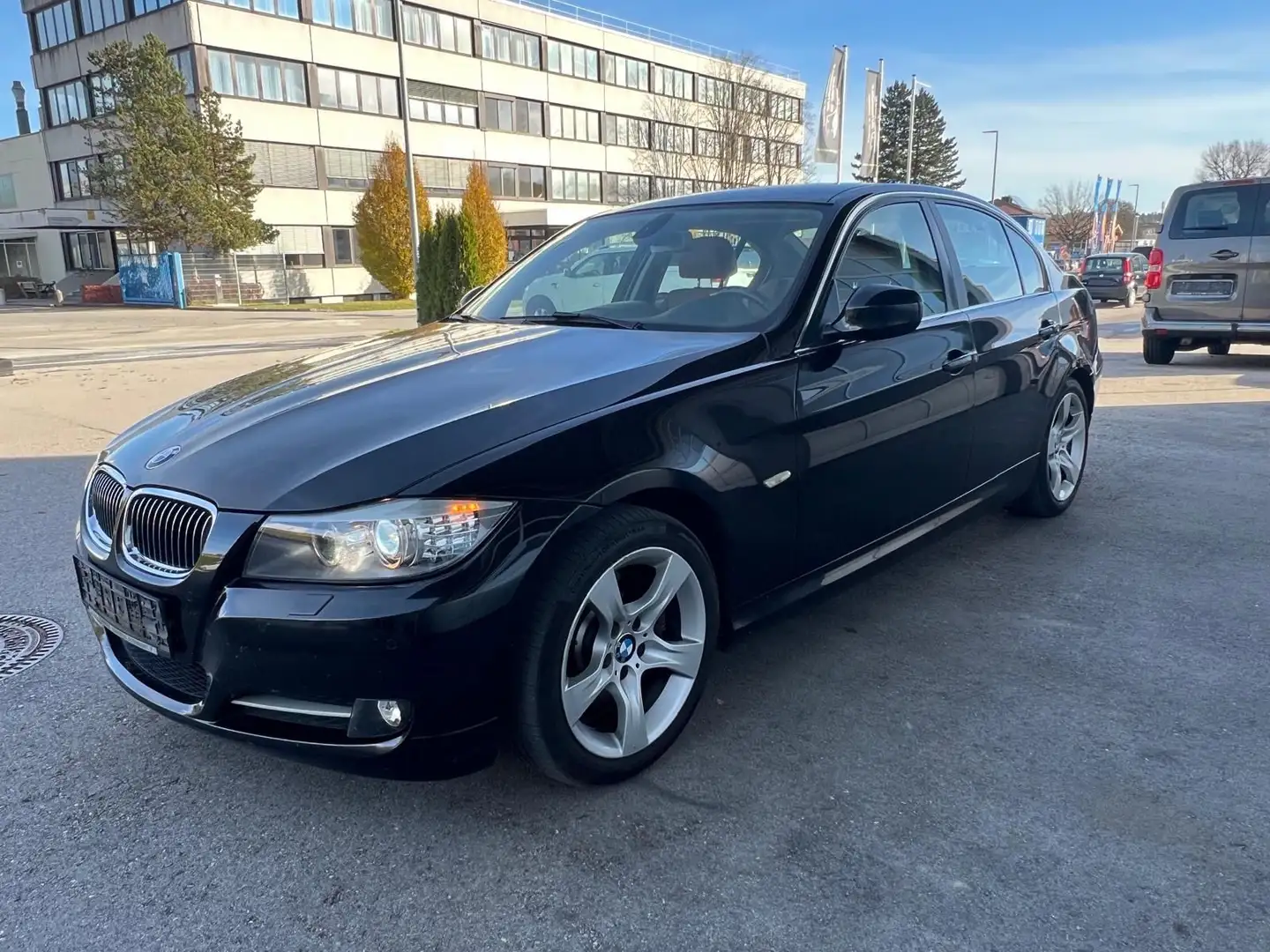 BMW 325 3 Limousine 325d Schwarz - 1