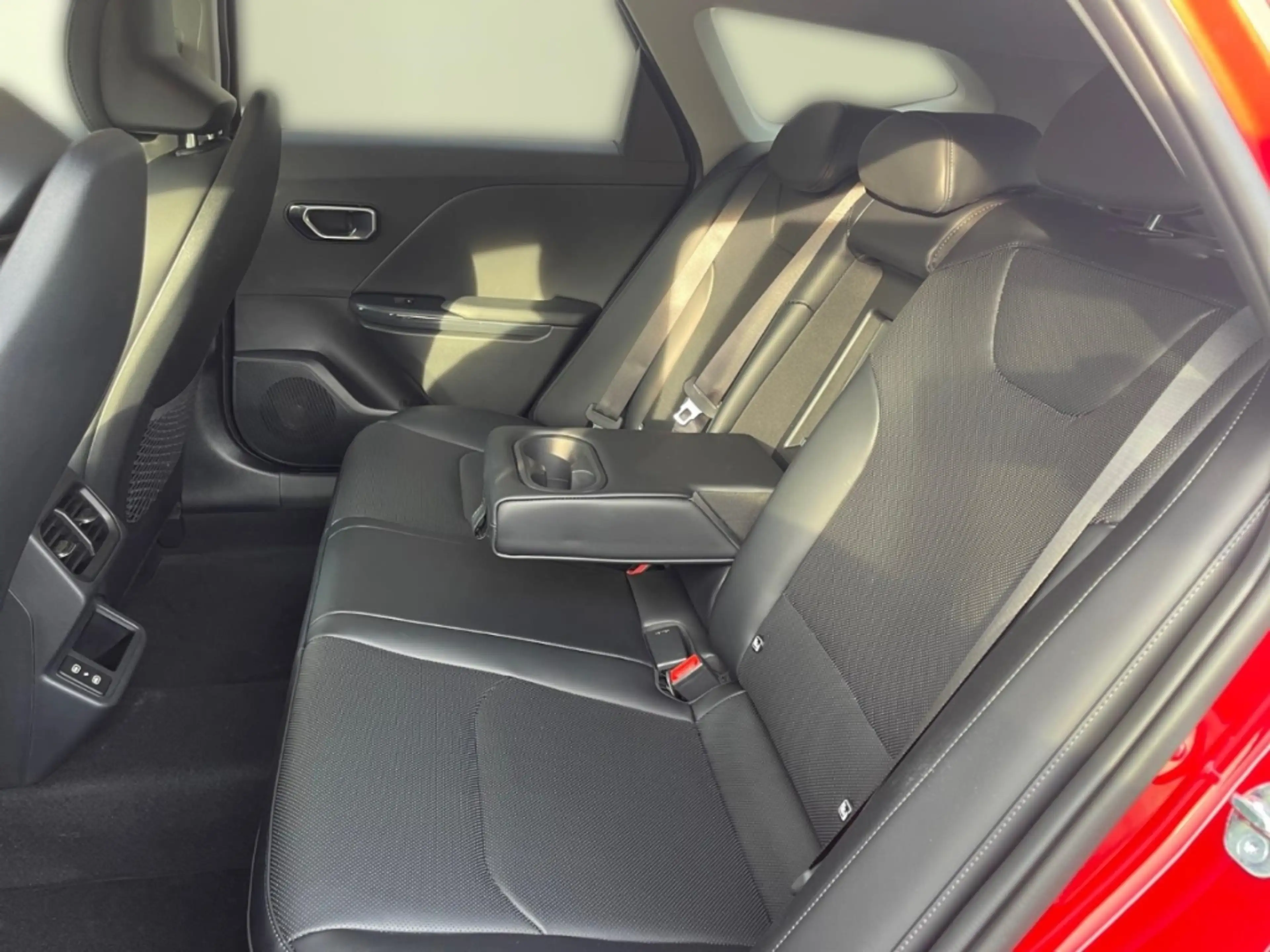 Kia K4 SW 1.6T DCT7 Vision Navi Kamera Totwinkel PDC Klim — photo 11