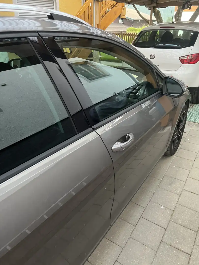 Volkswagen Golf Variant Comfortline 1,6 TDI 4Motion DPF - 1