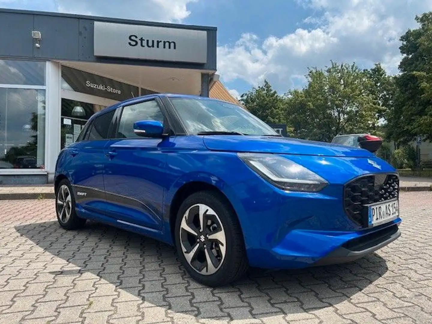 Suzuki Swift 1.2 Comfort Plus CVT Facelift Blauw - 2