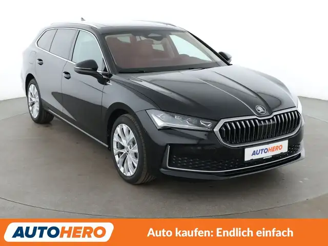 Skoda Superb view 8