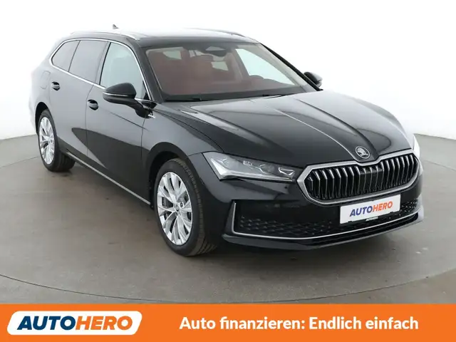 Skoda Superb view 8