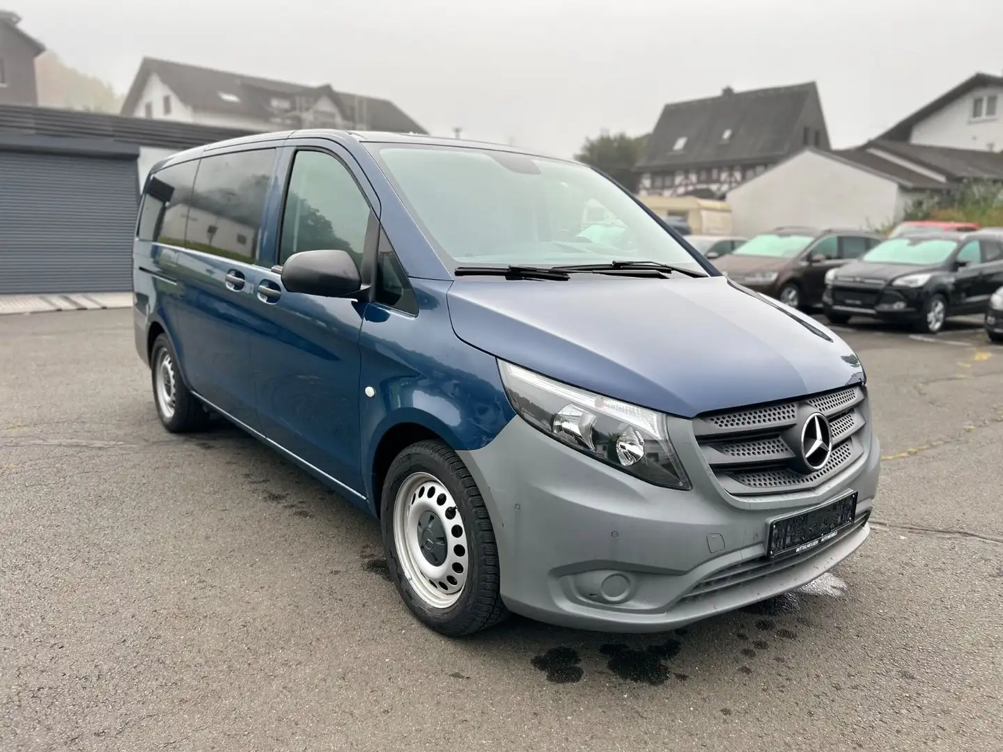 Mercedes-Benz Vito Tourer 119 CDI Pro lang 9 Sitzer TOP ZUSTAN Blau - 2