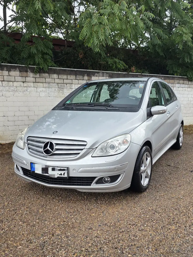 Mercedes-Benz B 200 CDI - 1
