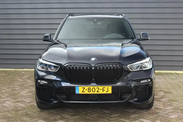 BMW X5 view 17