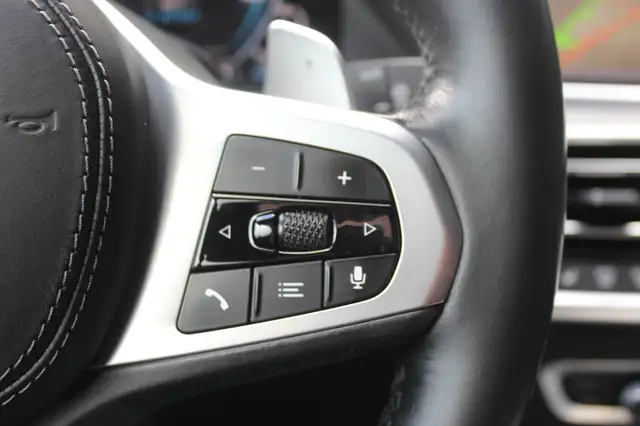 BMW X5 view 25