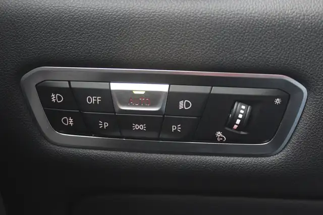 BMW X5 view 29