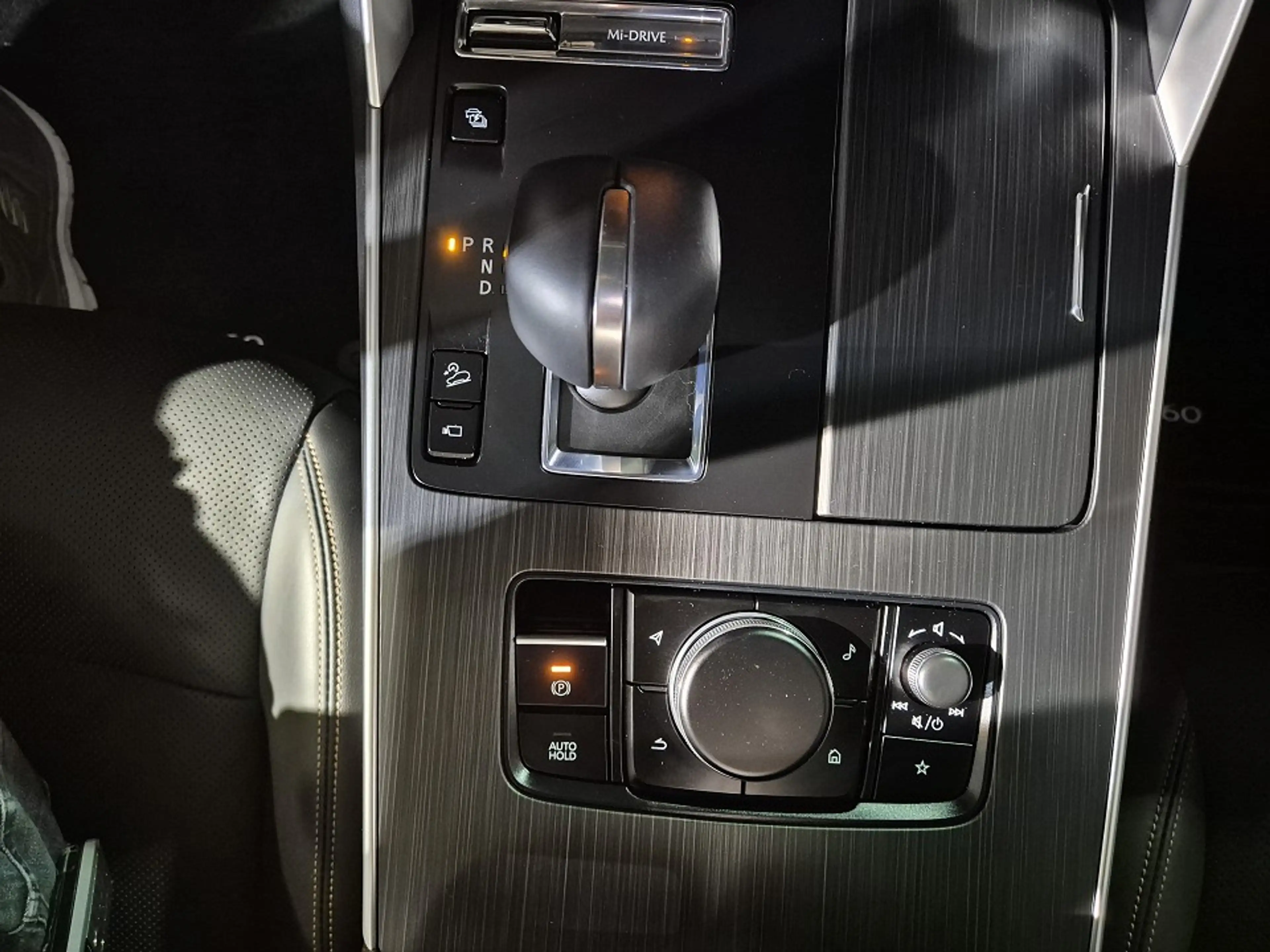 Mazda CX-60 5WGN 2.5L e-SKYACTIV PHEV 327ps 8AT AWD Homura Plu — photo 13