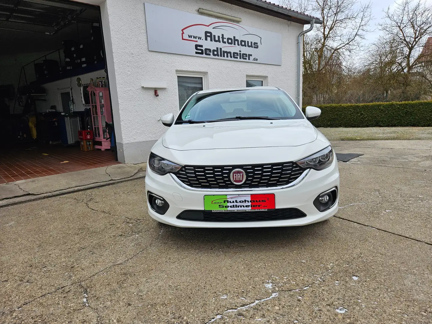 Fiat Tipo Lounge Weiß - 2