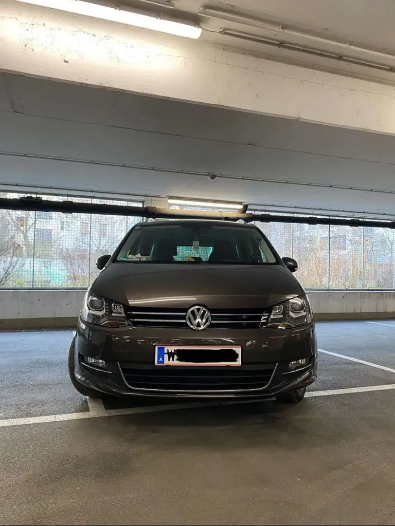 Volkswagen Sharan 2.0 TDI BlueMotion Technology Trendline Braun - 2