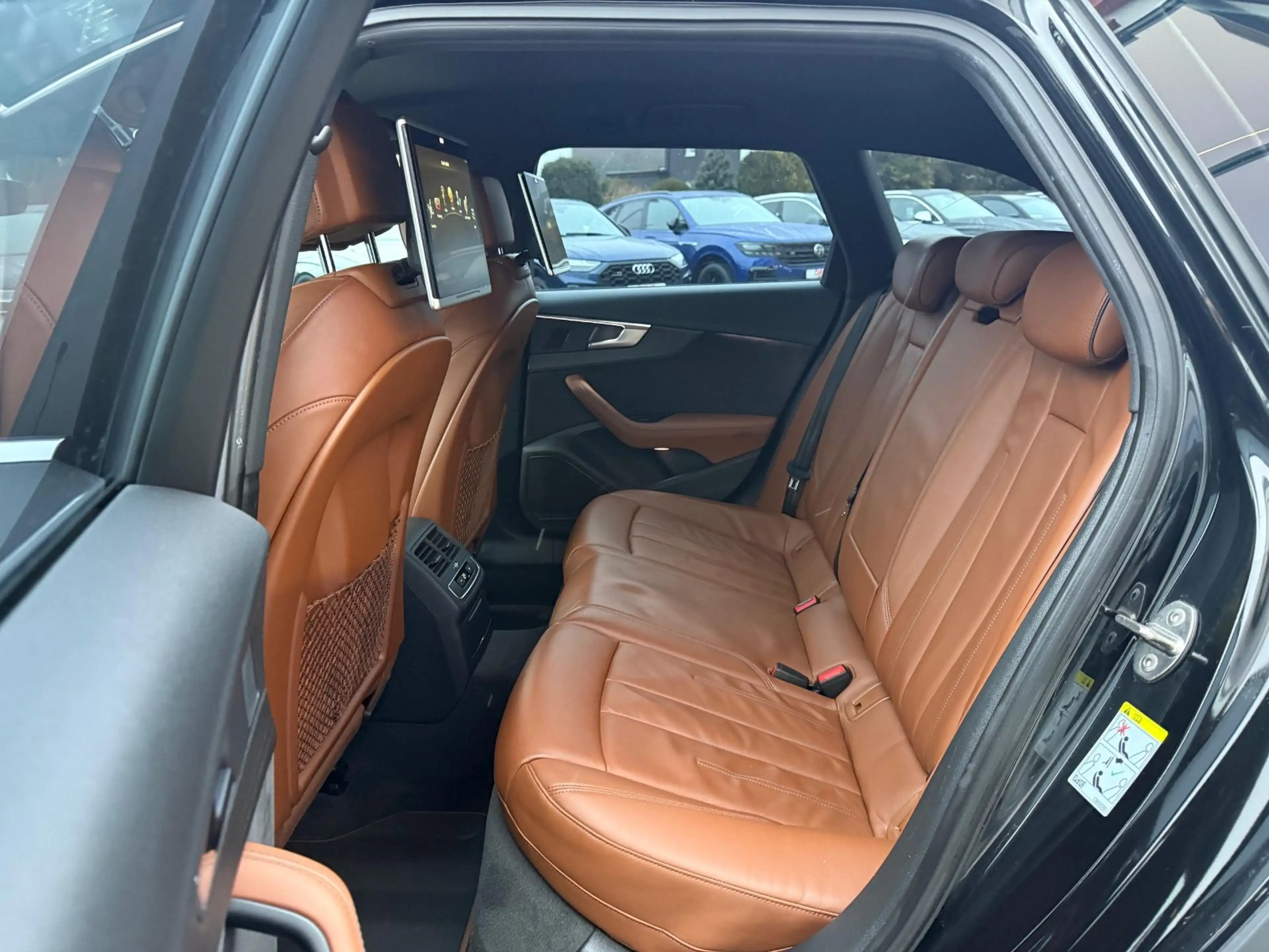 Audi A4 allroad 3.0 TDI quattro/HeadUp/B&O/Matrix/RSE — photo 15
