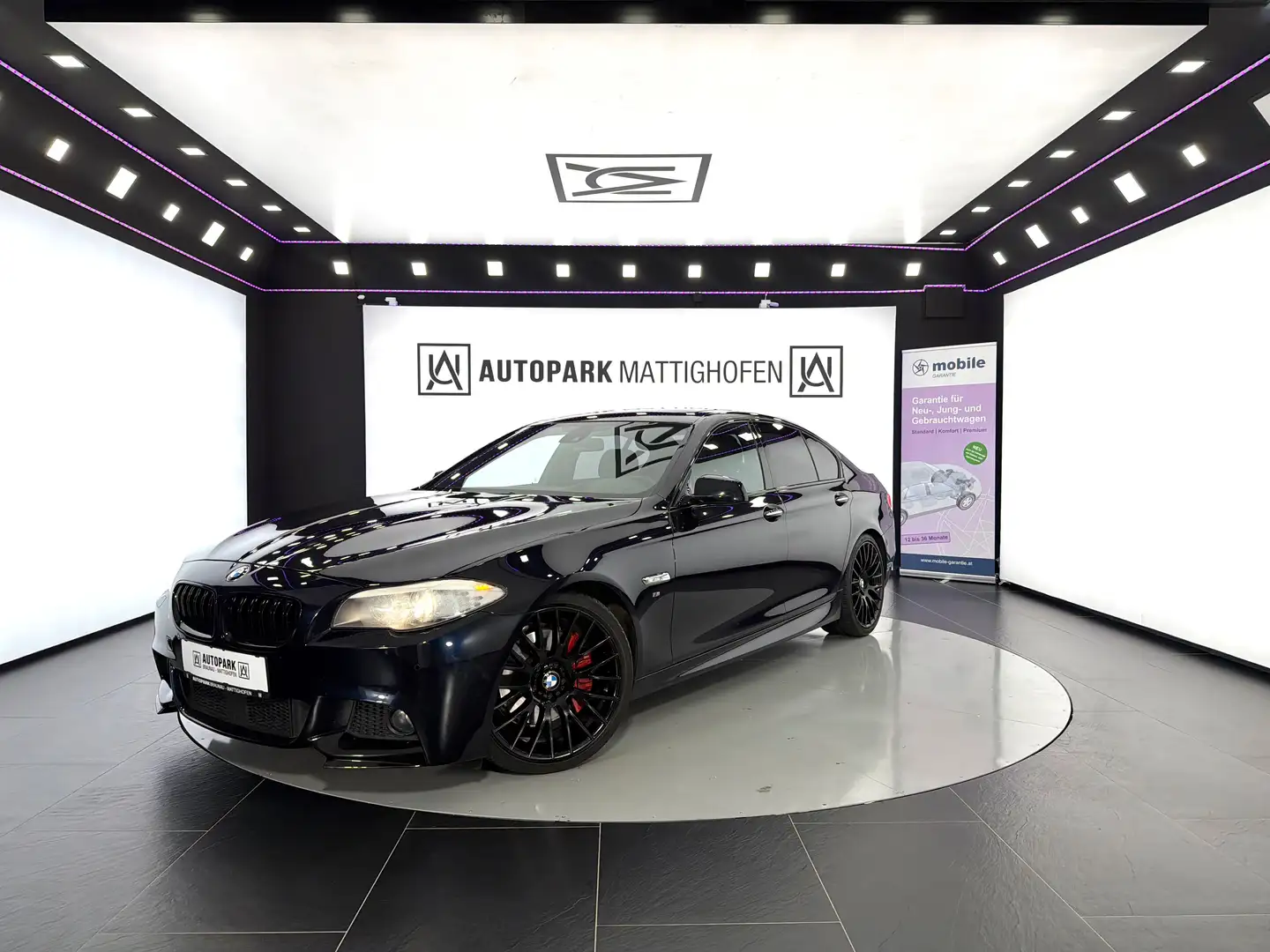 BMW 535 d F10 Lim. Aut. *M-PAKET*STERNENHIMMEL* Schwarz - 1