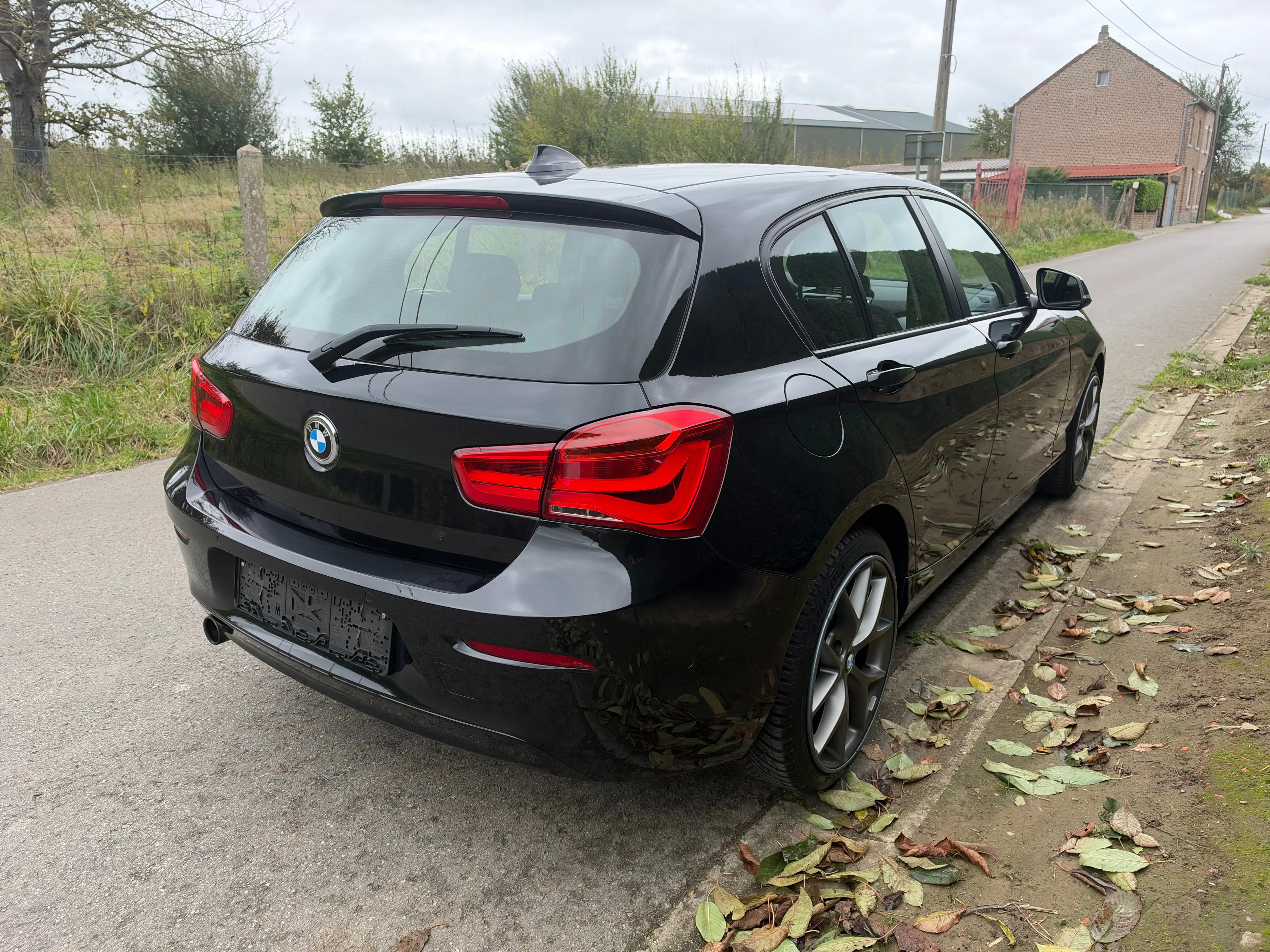 BMW 118 iA | Led | LCI | Automaat | Navigatie | 18” | 126.000km | Garantie — photo 6