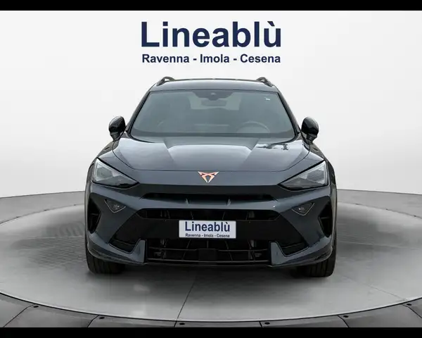 Cupra Formentor view 8