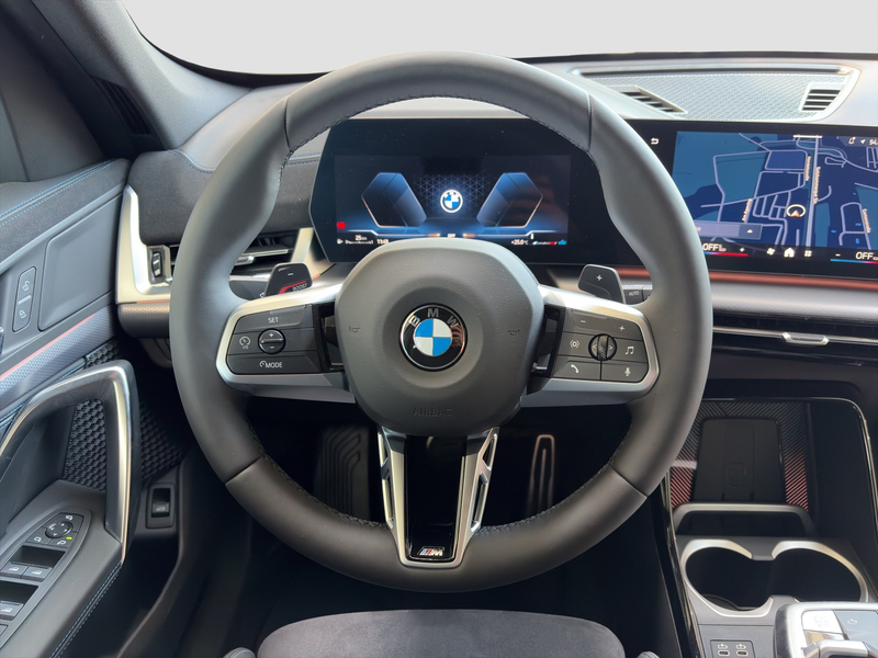 BMW X1 20d xDrive M-Sport — photo 9