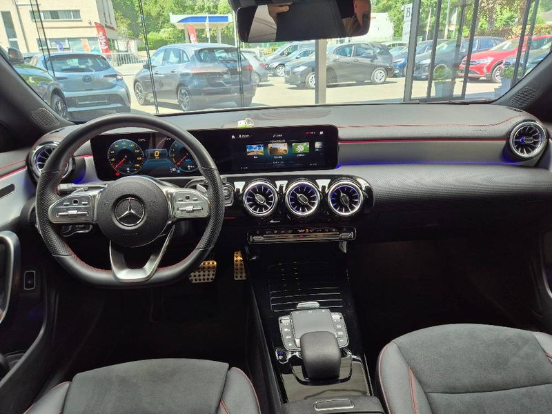 Mercedes-Benz CLA 250 CLA 250 e PHEV AMG Line Panodak Distronic — photo 10