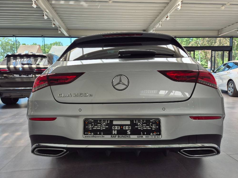 Mercedes-Benz CLA 250 CLA 250 e PHEV AMG Line Panodak Distronic — photo 4