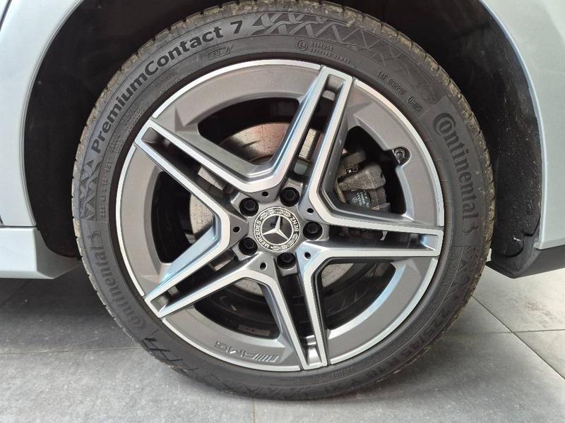 Mercedes-Benz CLA 250 CLA 250 e PHEV AMG Line Panodak Distronic — photo 12