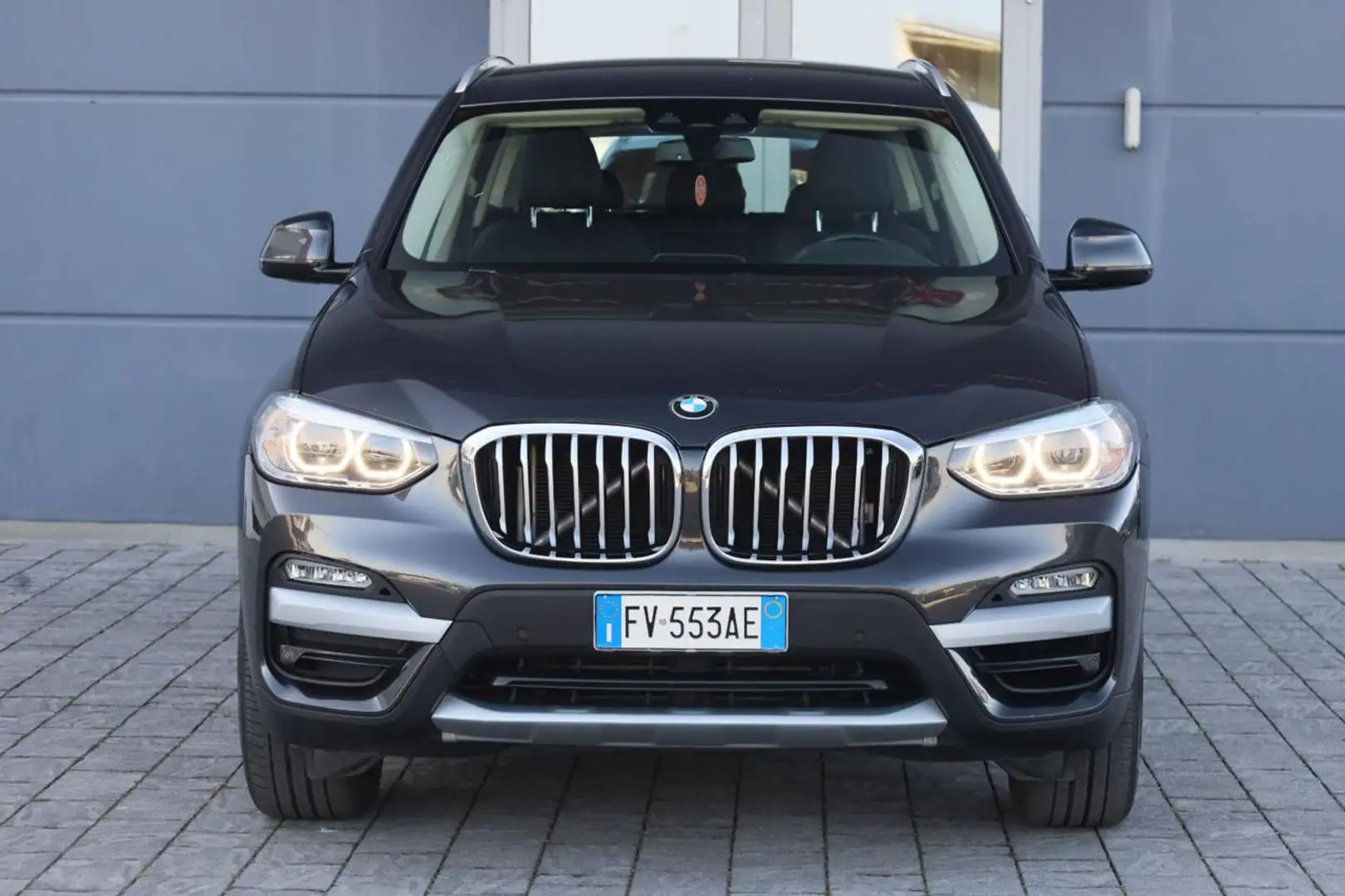 BMW X3 xDrive20d xLine 4x4 Schwarz - 2