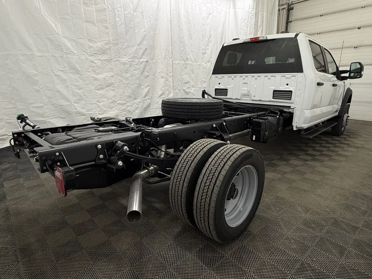 Ford F-550 Super Duty снимка Ford F-550 Super Duty